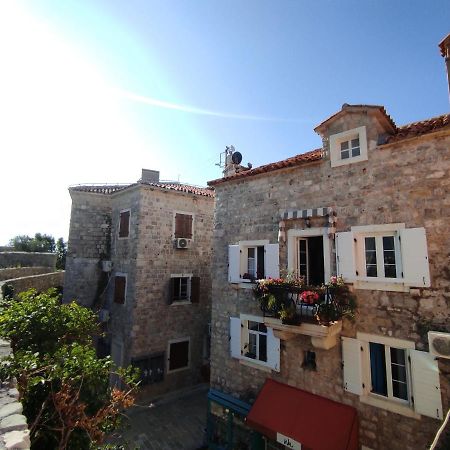 Guesthouse Bogdanovic Budva Bagian luar foto