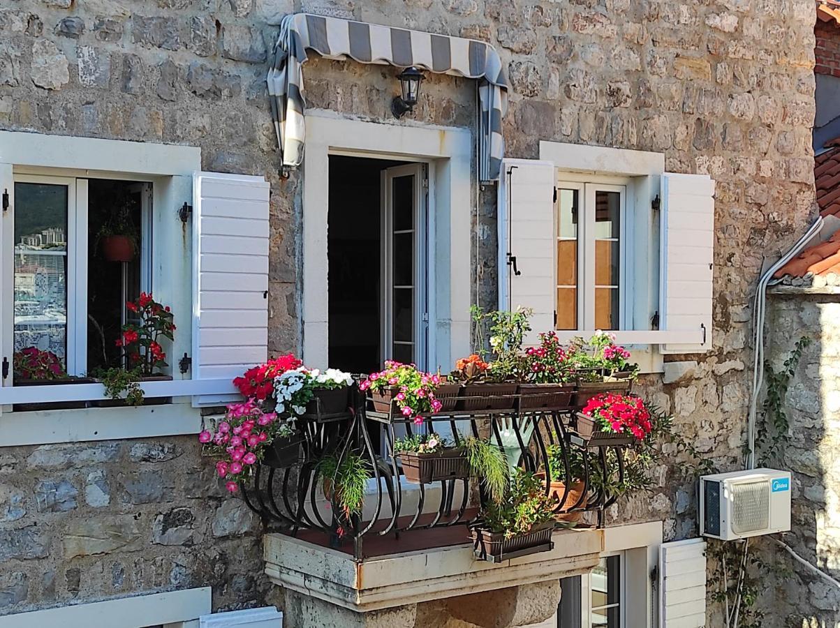 Guesthouse Bogdanovic Budva Bagian luar foto