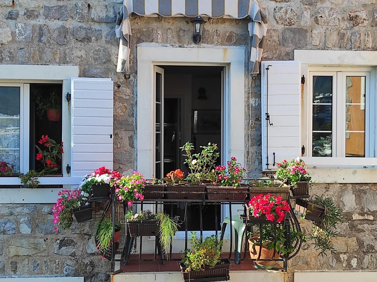 Guesthouse Bogdanovic Budva Bagian luar foto