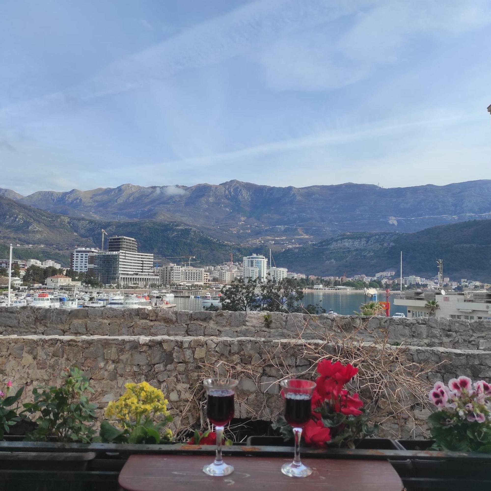Guesthouse Bogdanovic Budva Bagian luar foto
