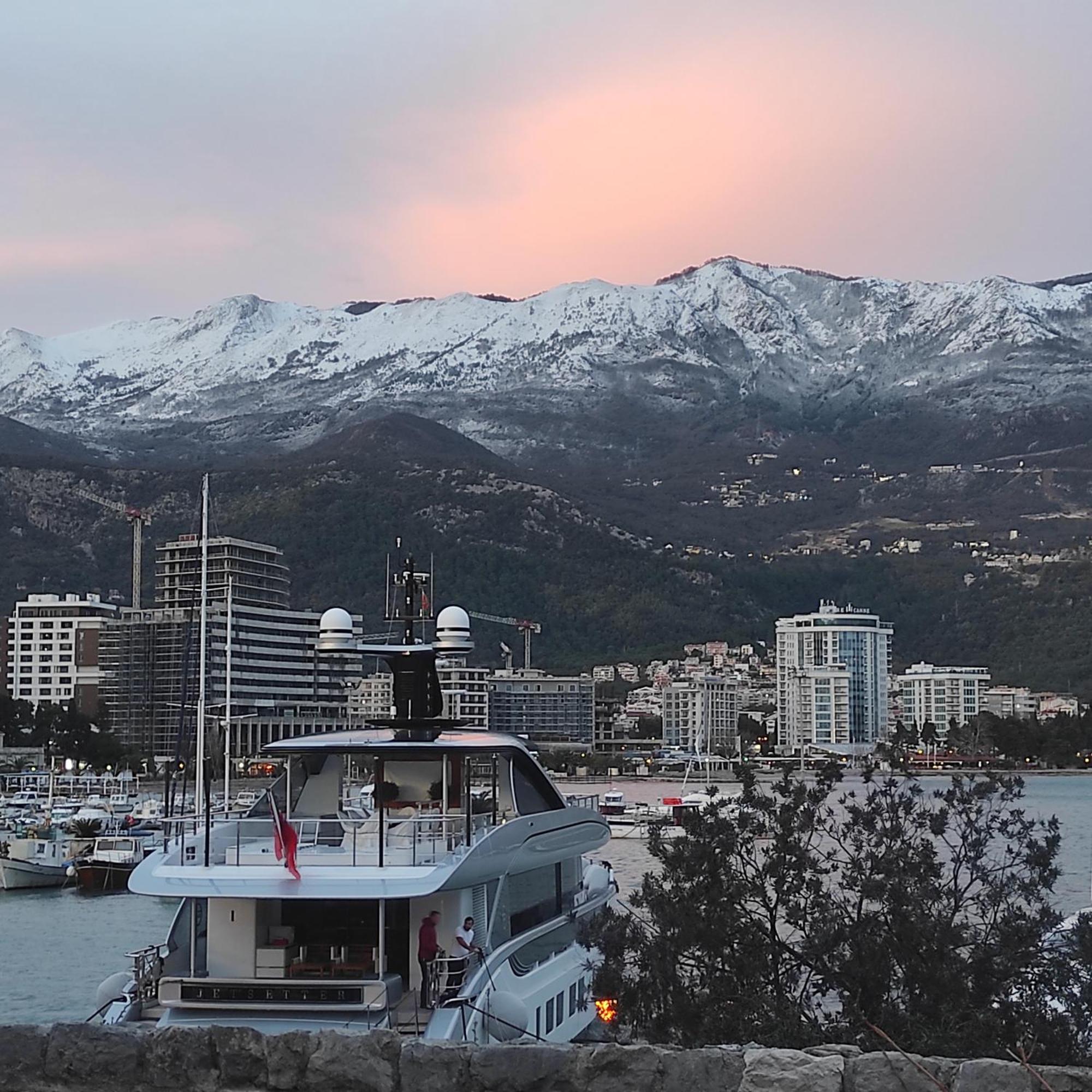 Guesthouse Bogdanovic Budva Bagian luar foto