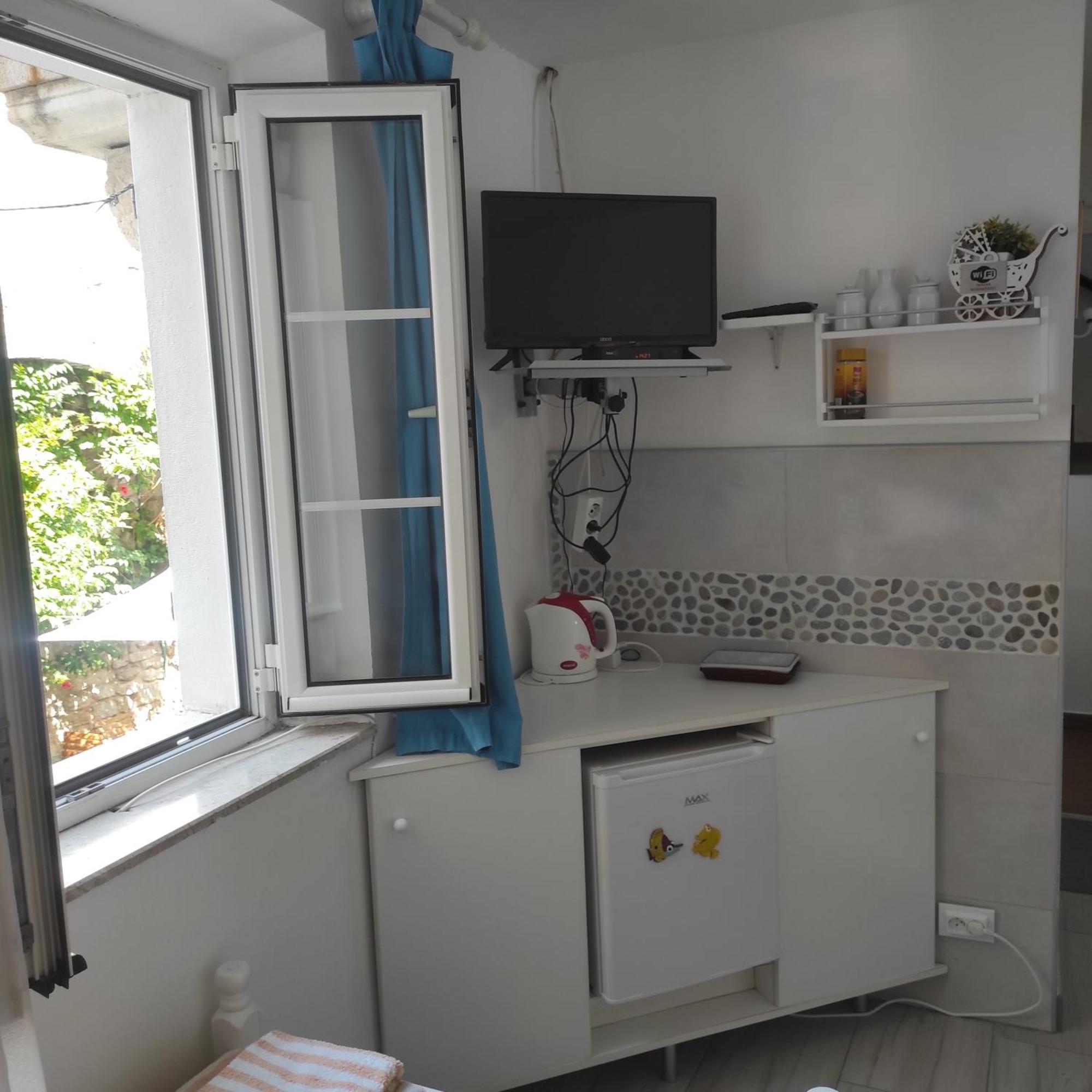 Guesthouse Bogdanovic Budva Bagian luar foto