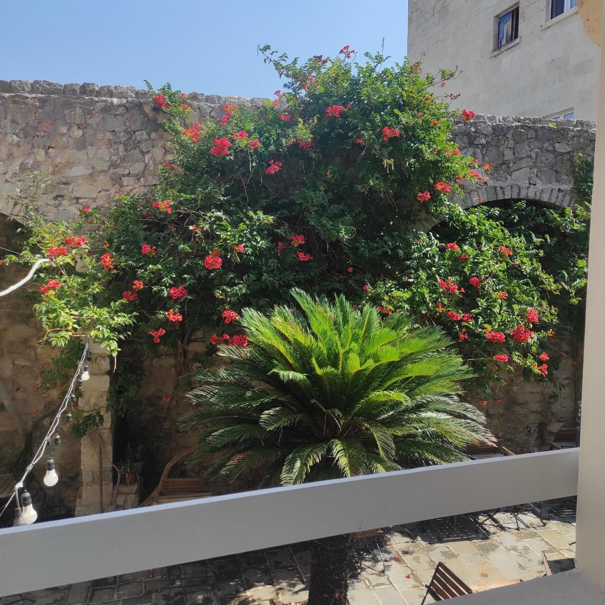 Guesthouse Bogdanovic Budva Bagian luar foto